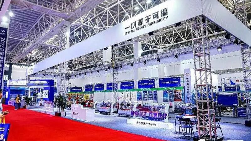 重型卡车变速箱配件：如何选择优质批发厂家**